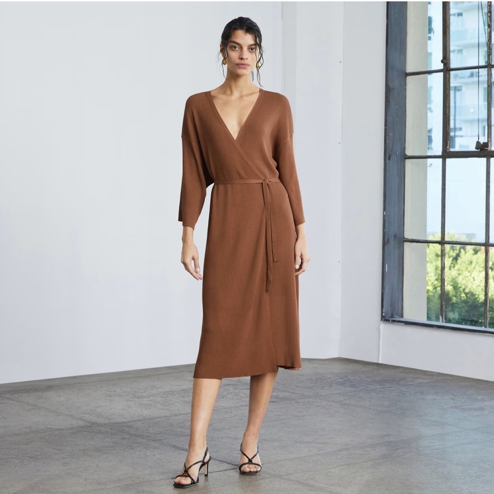 Everlane The Ribbed Wrap Midi Dress in a brown color